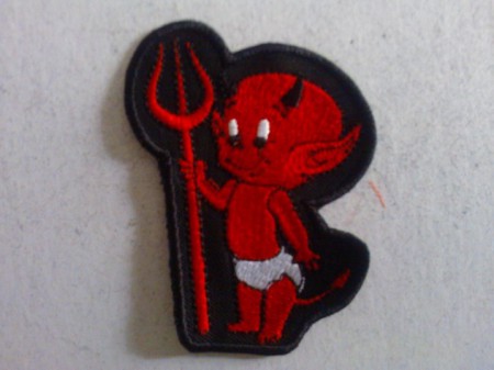 Ördöbébi 1
