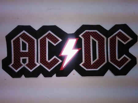 ACDC 002